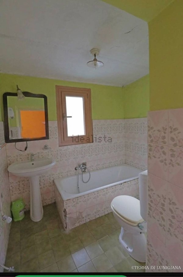 casa semindipendente in vendita a Pontremoli