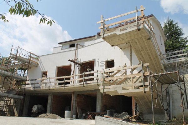 appartamento in vendita a Pontremoli