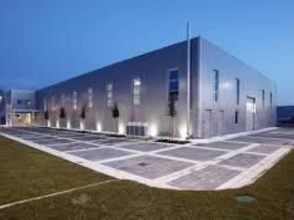 negozio in vendita a Pontremoli