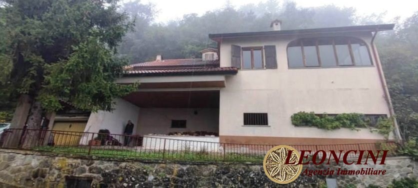 casa indipendente in vendita a Pontremoli in zona Torrano