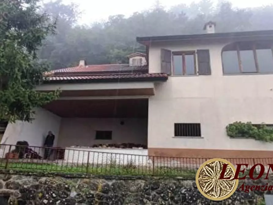 casa indipendente in vendita a Pontremoli in zona Torrano