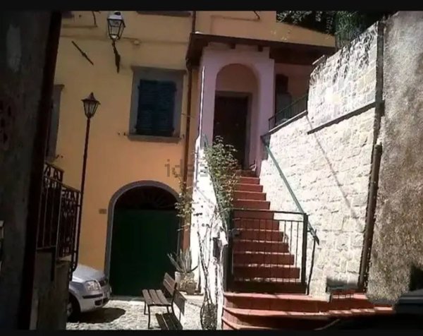 appartamento in vendita a Pontremoli