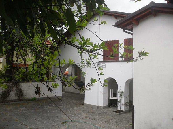 casa indipendente in vendita a Pontremoli