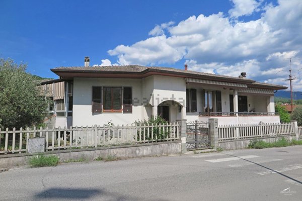 casa indipendente in vendita a Pontremoli