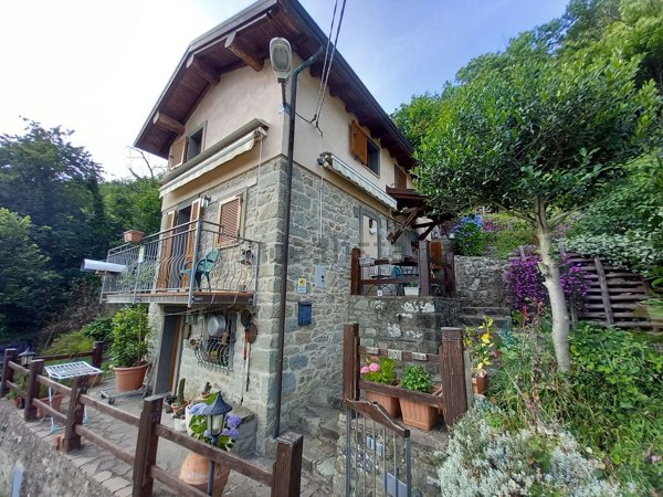casa indipendente in vendita a Pontremoli