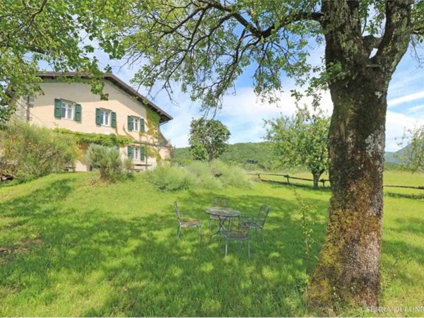 casa indipendente in vendita a Pontremoli