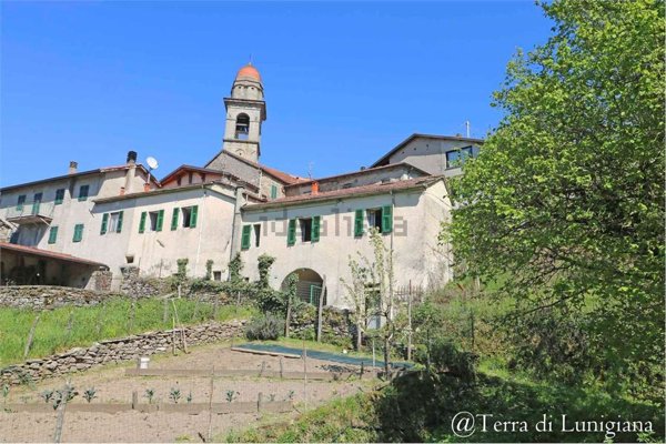casa indipendente in vendita a Pontremoli