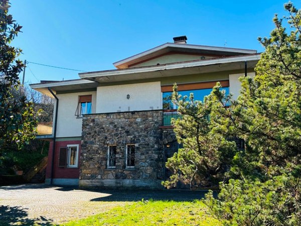 casa indipendente in vendita a Pontremoli