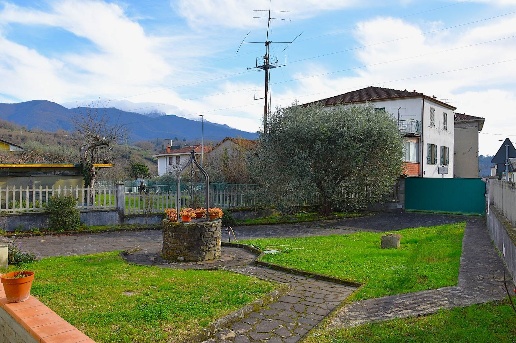 casa indipendente in vendita a Pontremoli