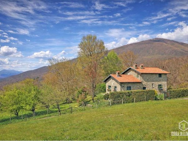 casa indipendente in vendita a Pontremoli