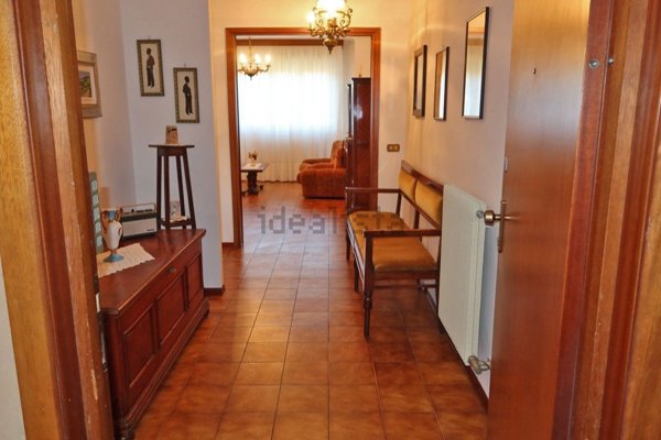 appartamento in vendita a Pontremoli in zona Canale Scuro