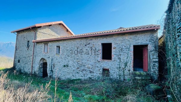 casale in vendita a Pontremoli