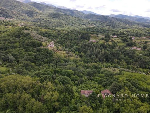 casa indipendente in vendita a Pontremoli