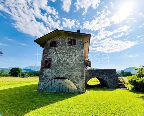 casa indipendente in vendita a Pontremoli