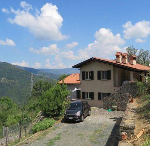 casa indipendente in vendita a Pontremoli in zona San Cristoforo