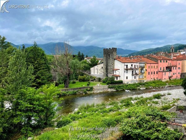 appartamento in vendita a Pontremoli in zona Canale Scuro