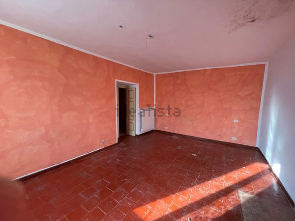 appartamento in vendita a Pontremoli in zona Canale Scuro