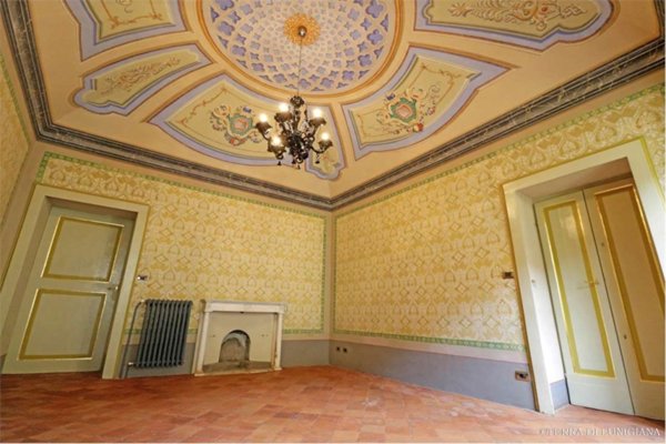 appartamento in vendita a Pontremoli in zona Canale Scuro