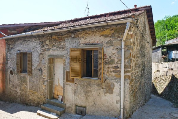 casa indipendente in vendita a Pontremoli in zona Grondola