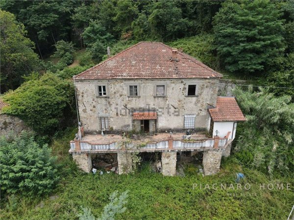 casa indipendente in vendita a Pontremoli in zona Canale Scuro