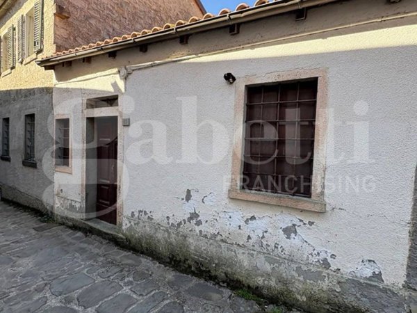 appartamento in vendita a Pontremoli in zona Pollina