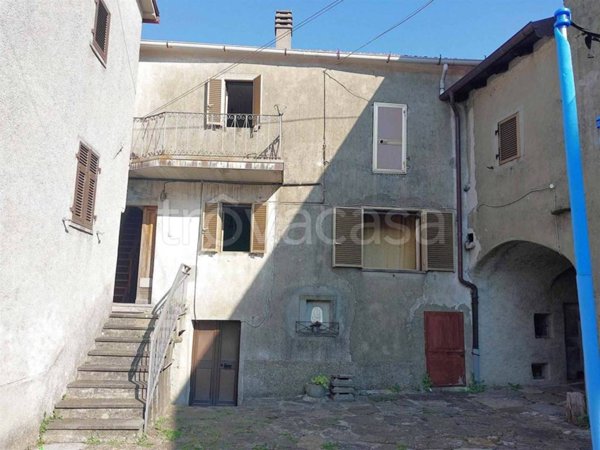 casa indipendente in vendita a Pontremoli in zona Gravagna San Rocco
