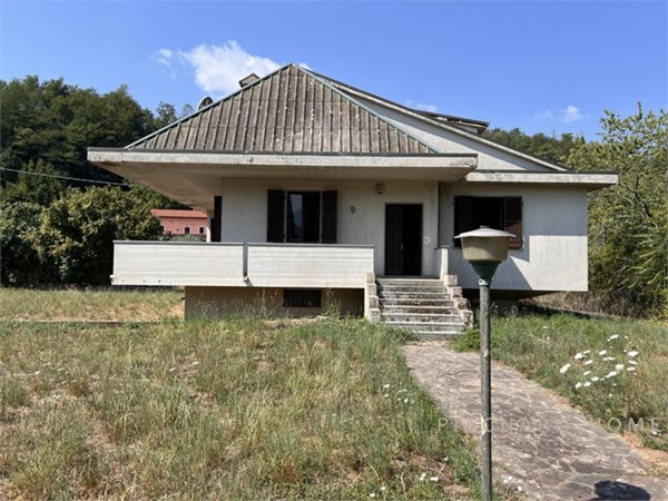 casa indipendente in vendita a Pontremoli in zona Ponte Teglia