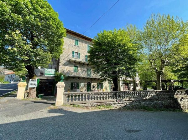 casa indipendente in vendita a Pontremoli in zona Montelungo Superiore