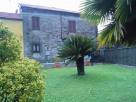 casa indipendente in vendita a Tresana