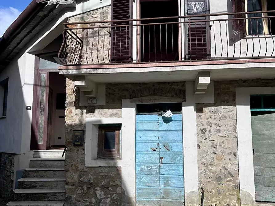 casa semindipendente in vendita a Tresana