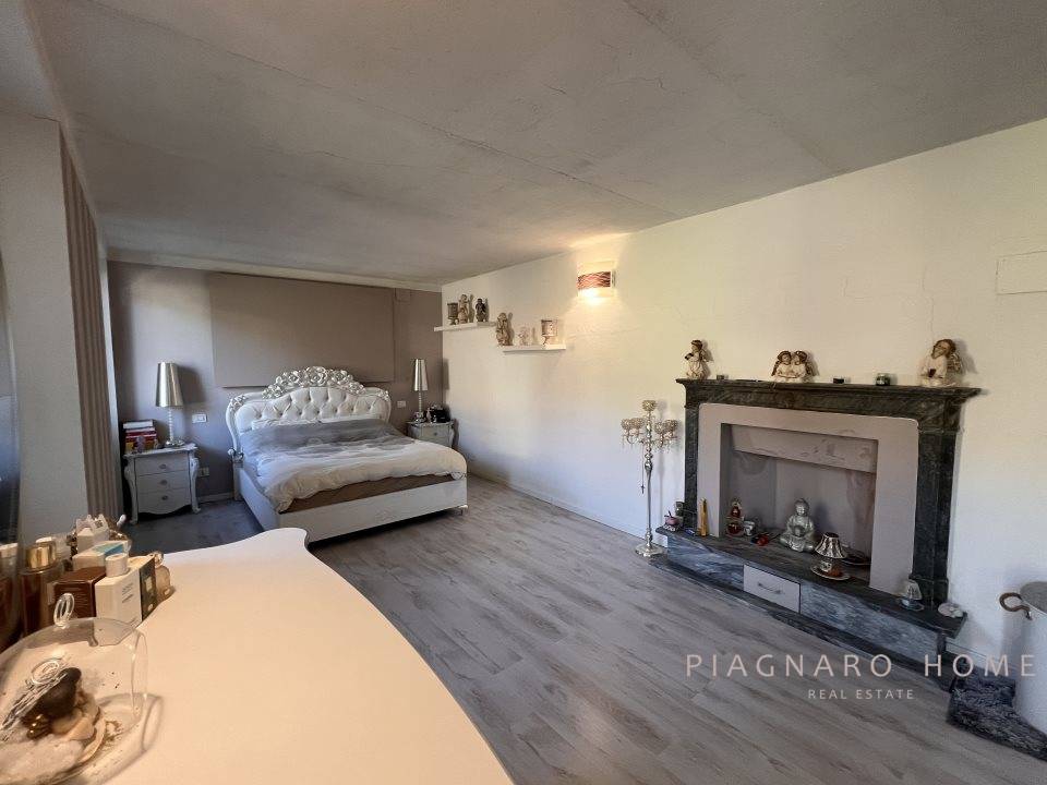 casa indipendente in vendita a Tresana