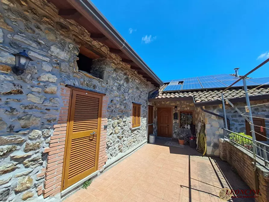 casa indipendente in vendita a Tresana