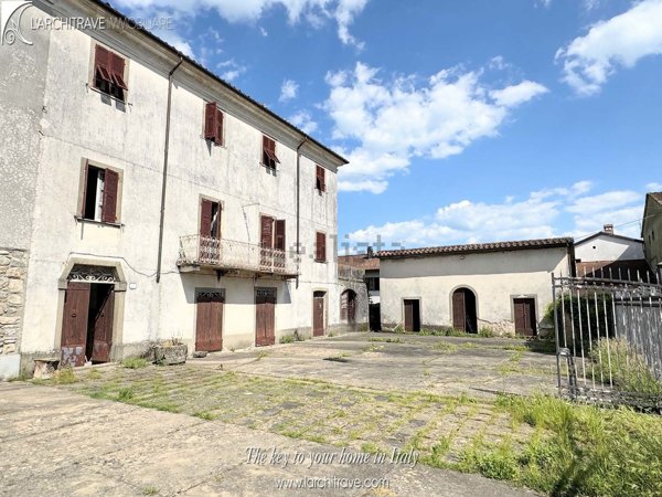 casa indipendente in vendita a Tresana
