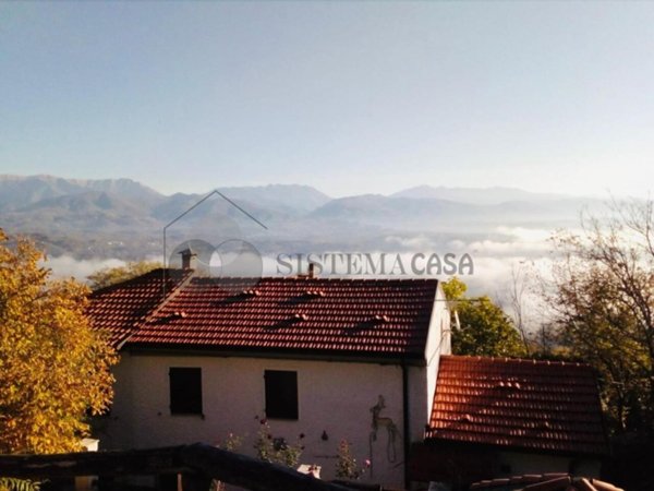 casa indipendente in vendita a Tresana