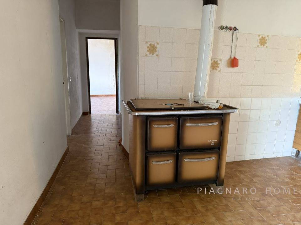 casa indipendente in vendita a Tresana