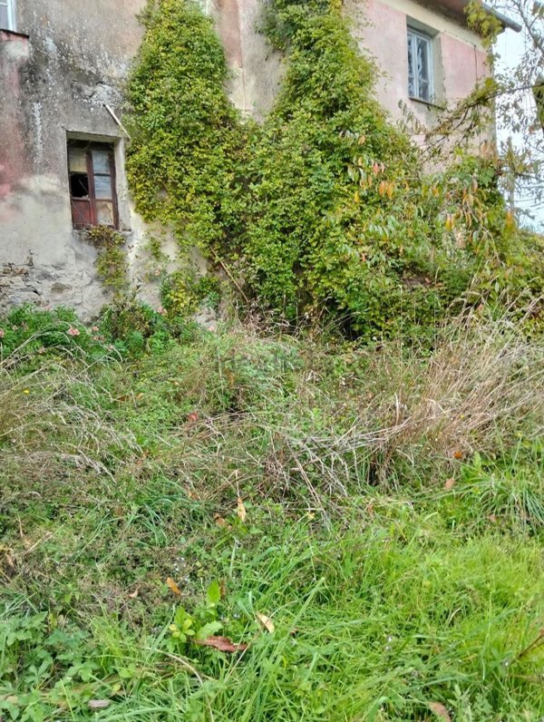 casa indipendente in vendita a Tresana
