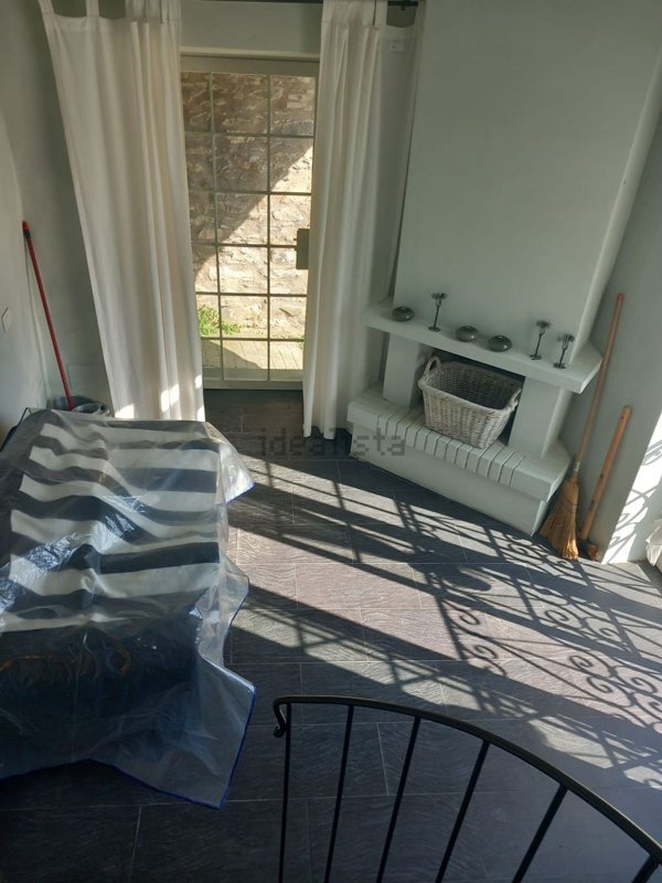 pentavano in vendita a Tresana