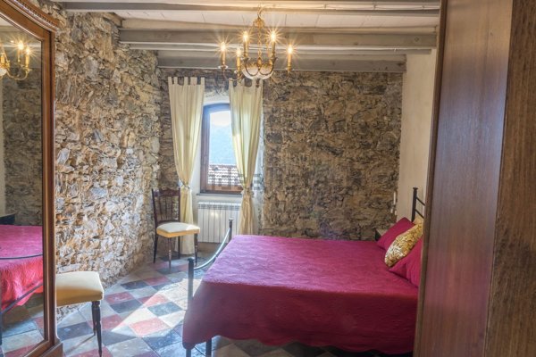 casa indipendente in vendita a Tresana