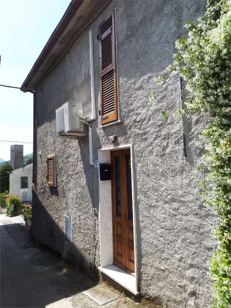 appartamento in vendita a Tresana