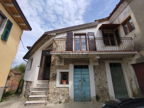 appartamento in vendita a Tresana