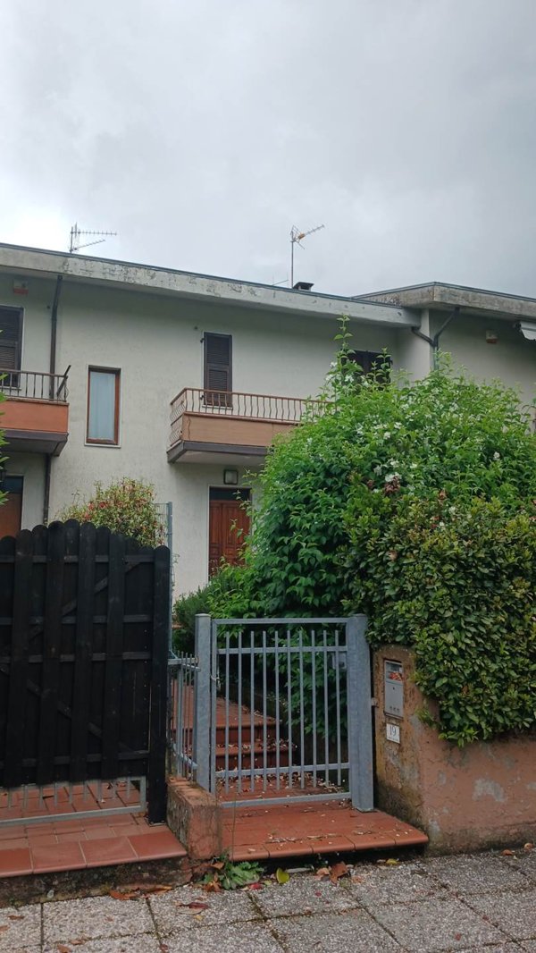 villa in vendita a Tresana