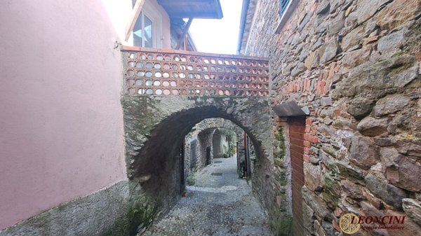 casale in vendita a Tresana
