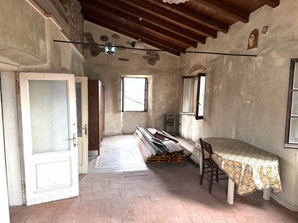 casa indipendente in vendita a Tresana