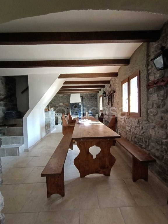 casa indipendente in vendita a Tresana