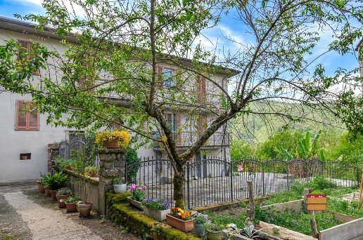 appartamento in vendita a Tresana