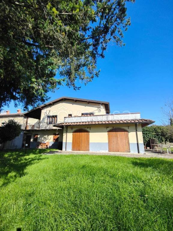 casa indipendente in vendita a Villafranca in Lunigiana in zona Filetto