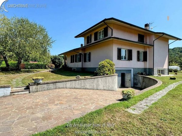 casa indipendente in vendita a Villafranca in Lunigiana in zona Filetto
