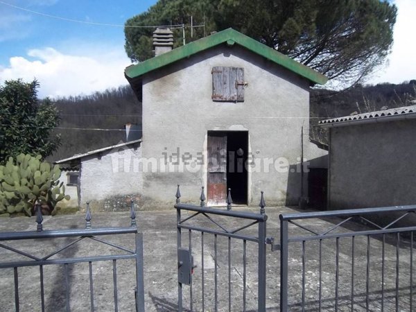 appartamento in vendita a Villafranca in Lunigiana in zona Malgrate Lunigiana