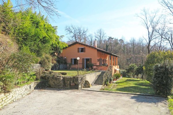 casa indipendente in vendita a Villafranca in Lunigiana