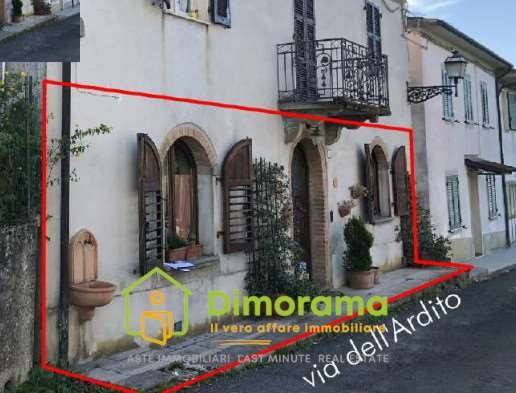 appartamento in vendita a Villafranca in Lunigiana in zona Fornoli